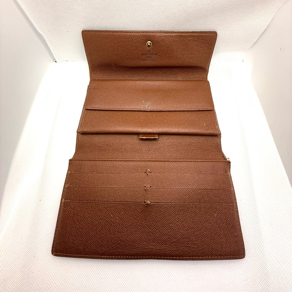 Louis Vuitton monogram international wallet - Picture 6 of 10
